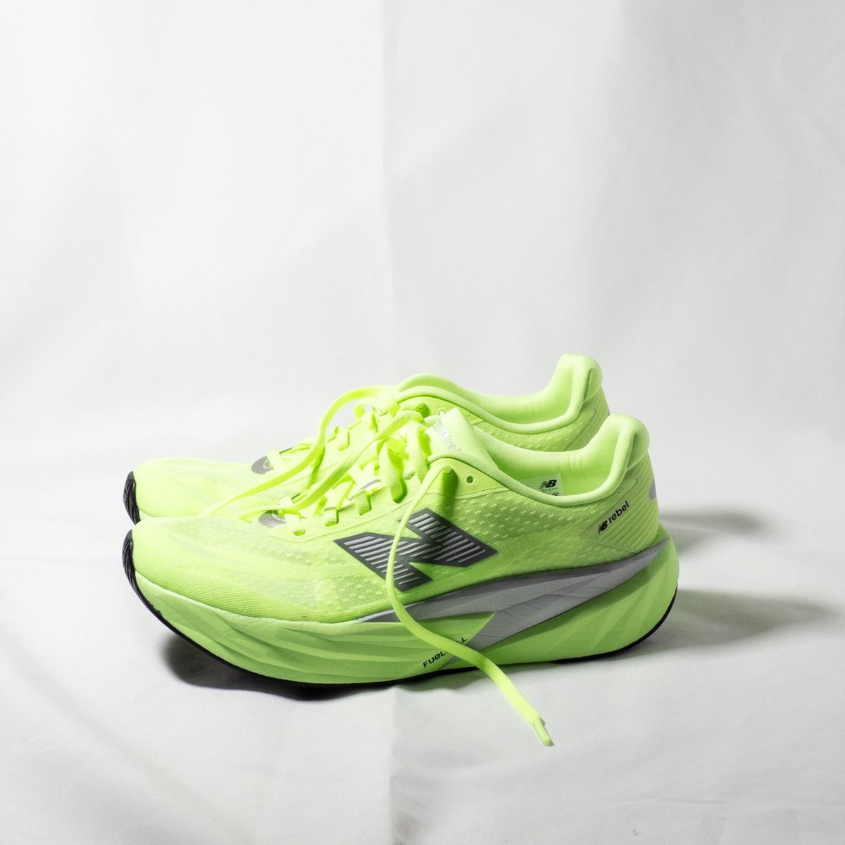 New Balance Fuelcell Rebel V5 - UK 7