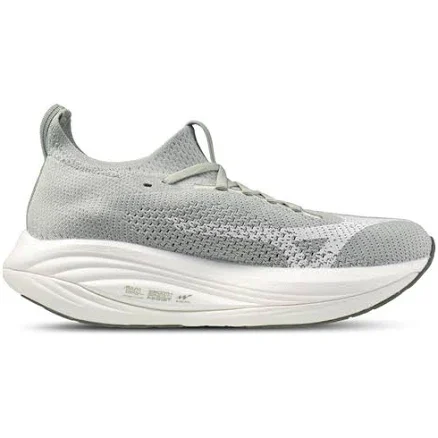 Mizuno Neo Vista 3
